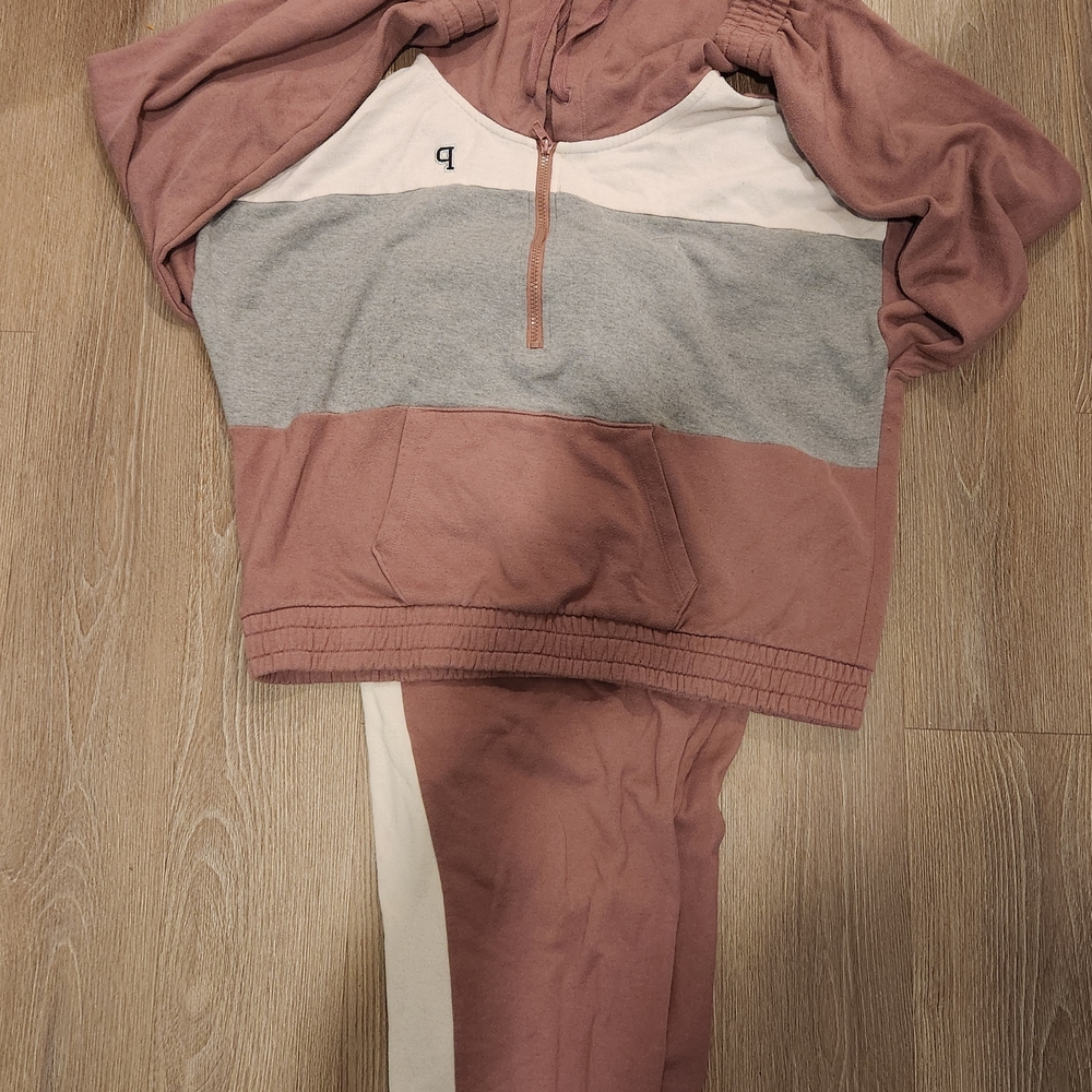 PINK Two-Tone Leggings with Side Stripe